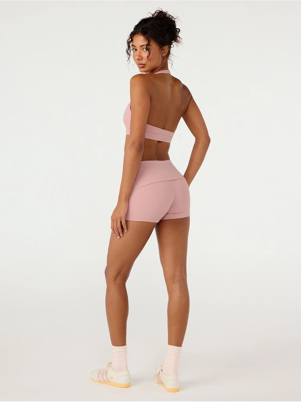 CSB Form Invisible Scrunch Fold Over Shorts 3"
Back In Stock